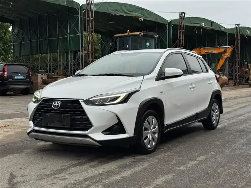 Toyota Yaris L