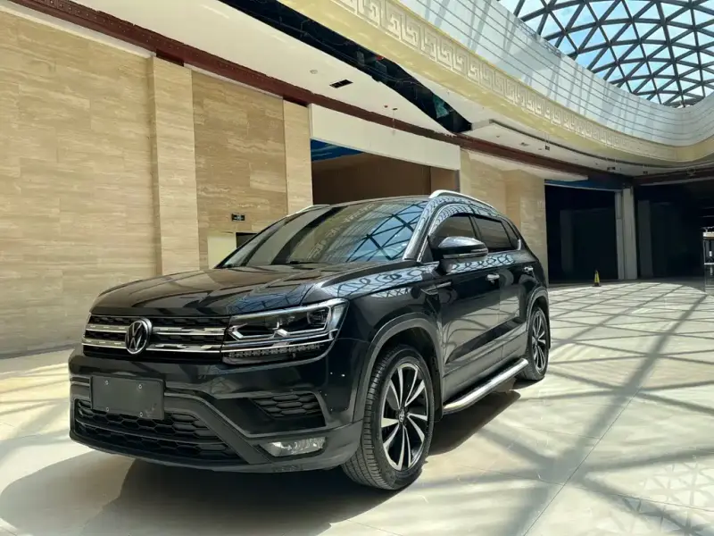 Volkswagen Tharu