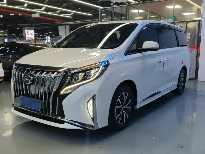 GAC Motor M8
