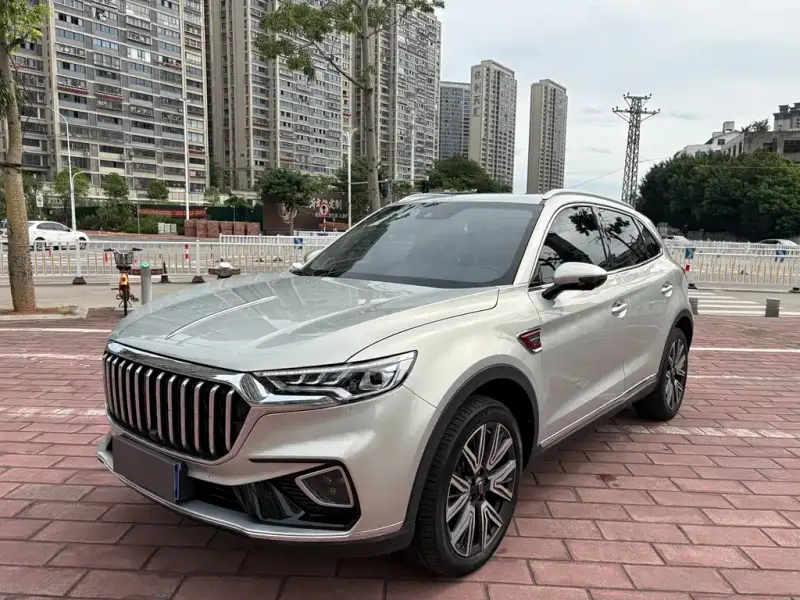 Hongqi HS5