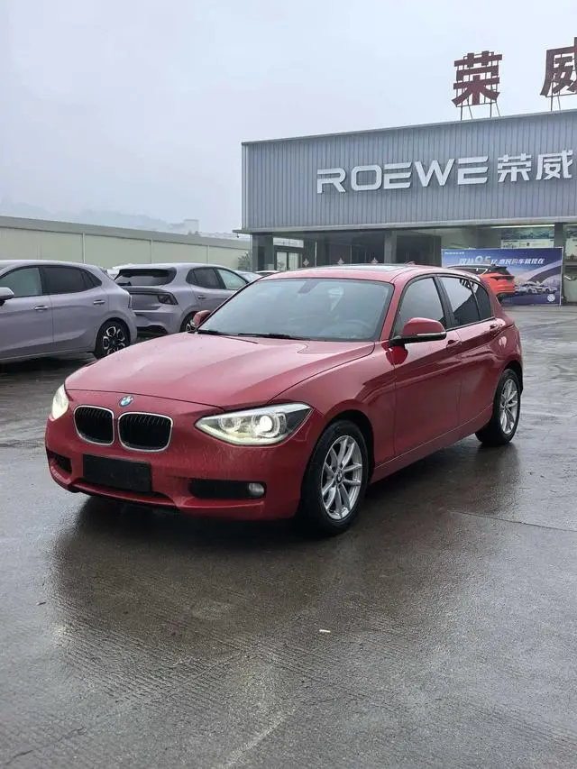 BMW 1-Series (Import)