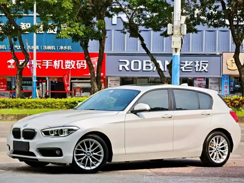 BMW 1 Series (Import)