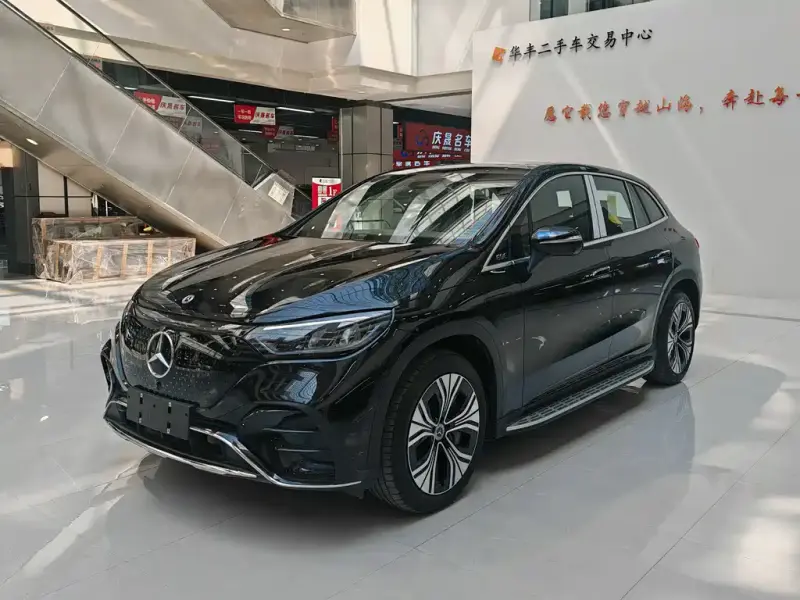 Mercedes-Benz EQE SUV