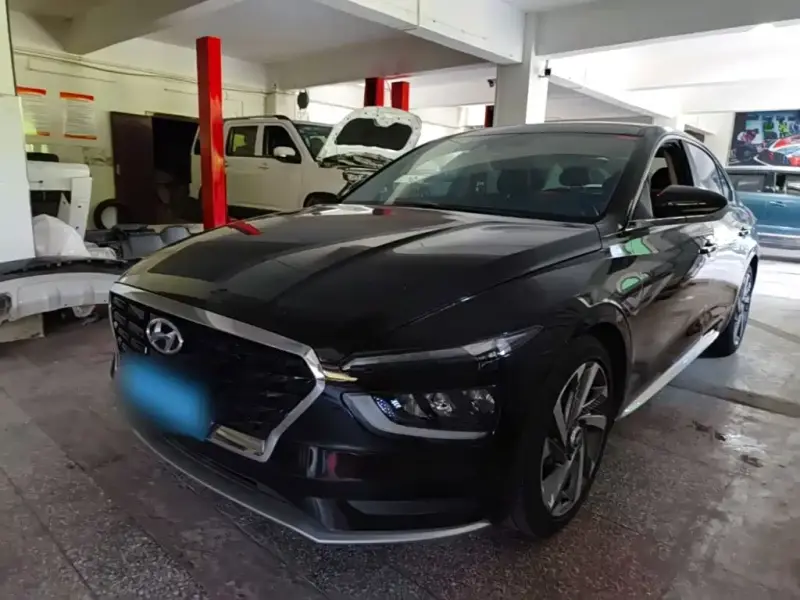 Hyundai Mistra