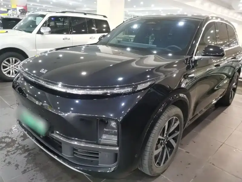 Li Auto L8