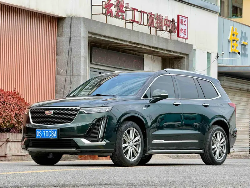 Cadillac XT6