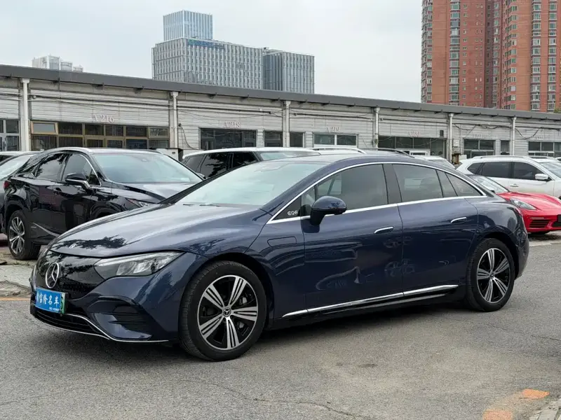 Mercedes-Benz EQE
