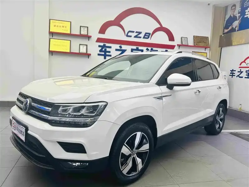 Volkswagen Tharu