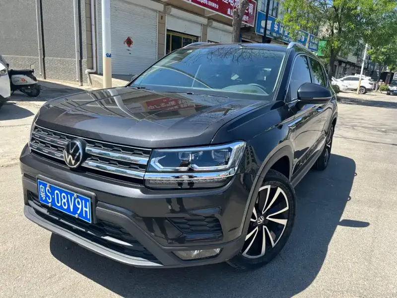 Volkswagen Tharu