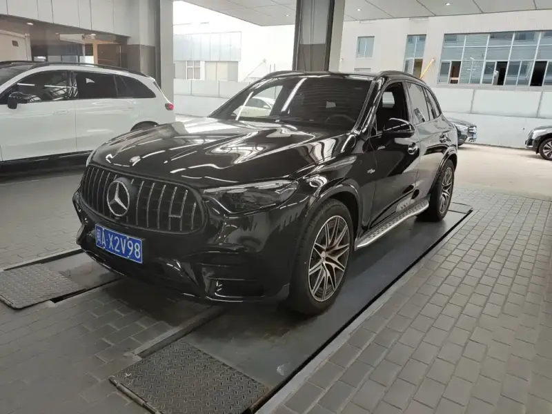 Mercedes-Benz GLC AMG