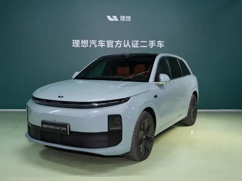 Li Auto L6