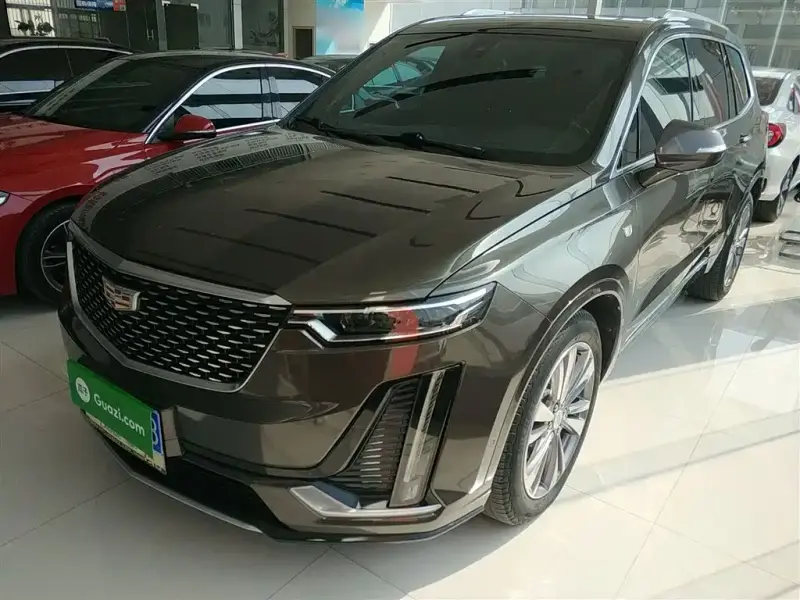 Cadillac XT6