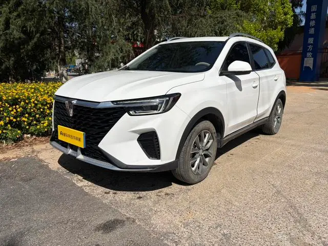 Roewe MG HS (RX5)