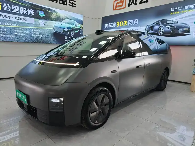 Li Auto MEGA