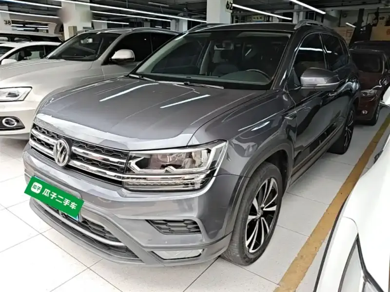 Volkswagen Tharu
