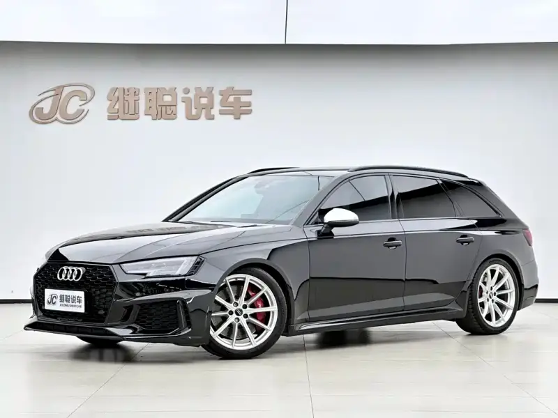 Audi RS 4