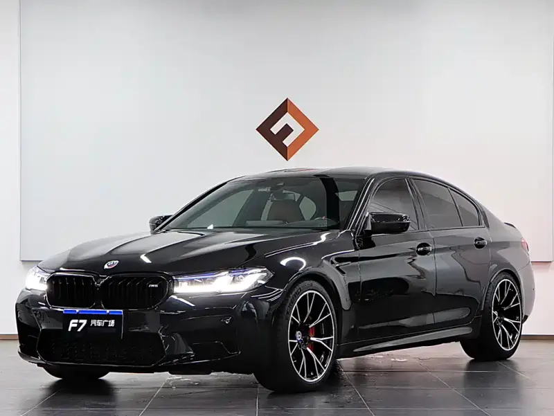 BMW M5