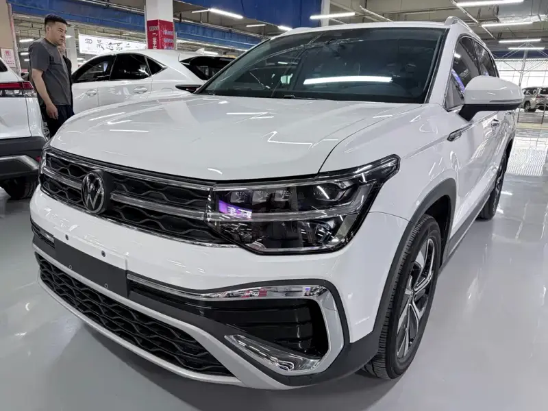 Volkswagen Tharu
