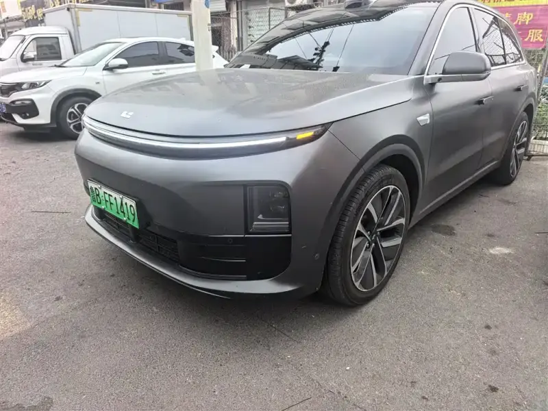 Li Auto L6
