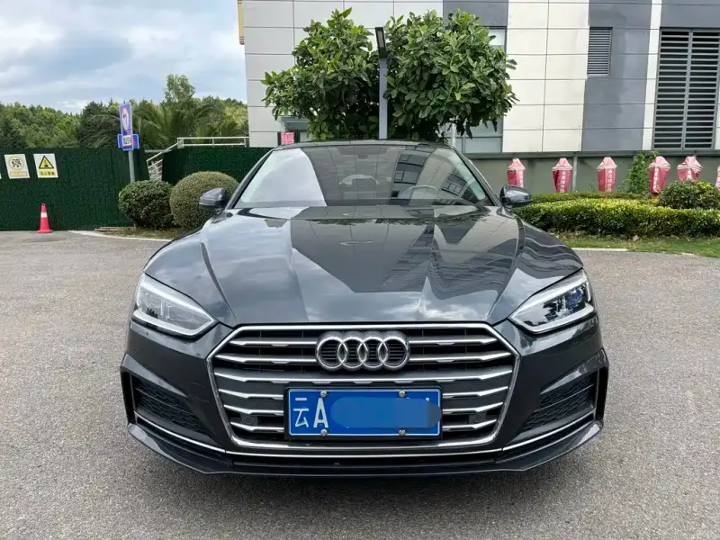 Audi A5 (Import)