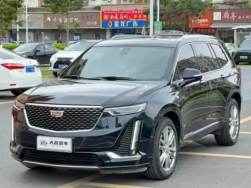 Cadillac XT6
