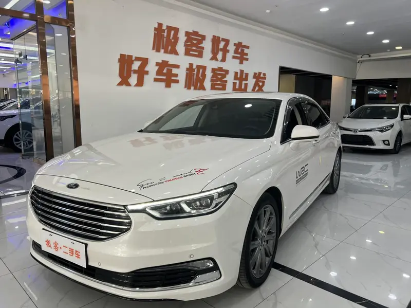Ford Taurus