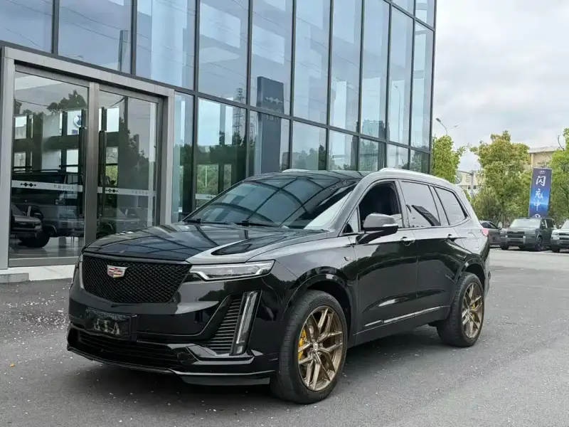 Cadillac XT6