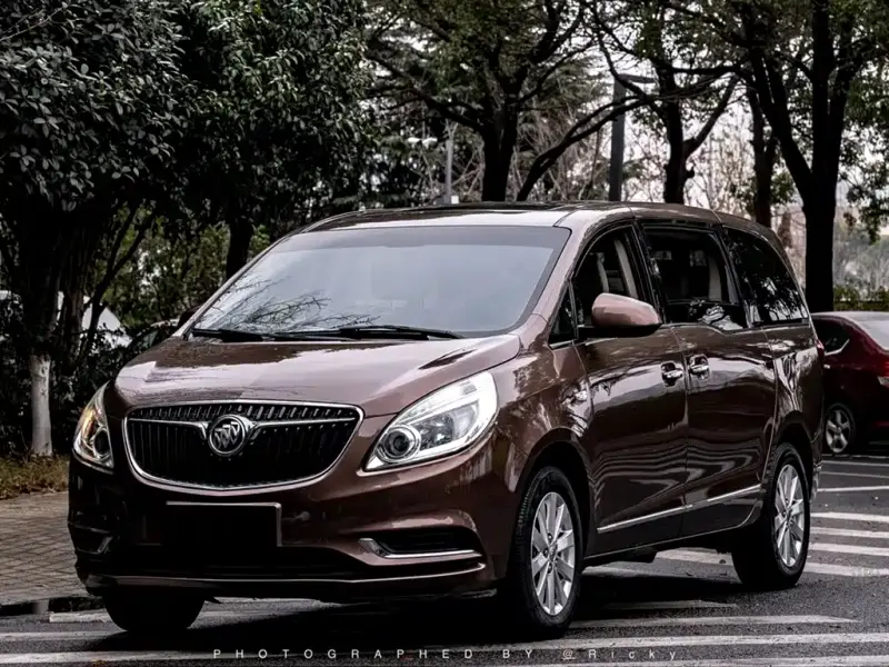 Buick GL8