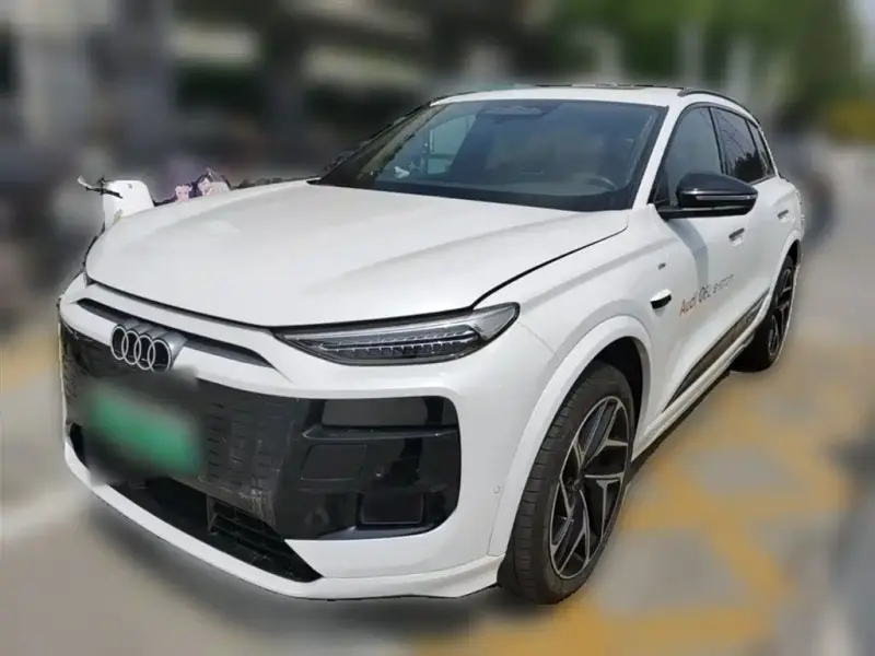 Audi Q6L e-tron