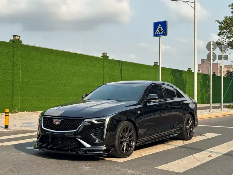 Cadillac CT4