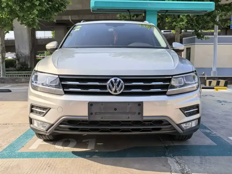 Volkswagen Tiguan L