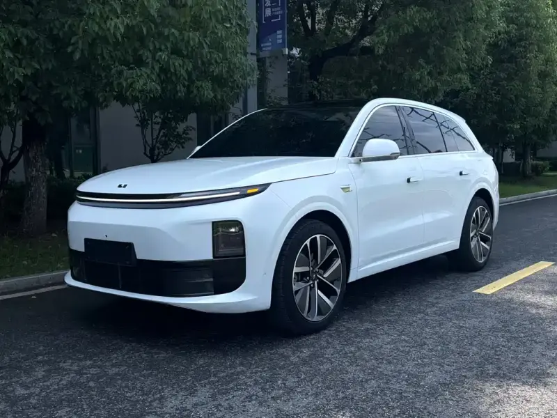 Li Auto L6
