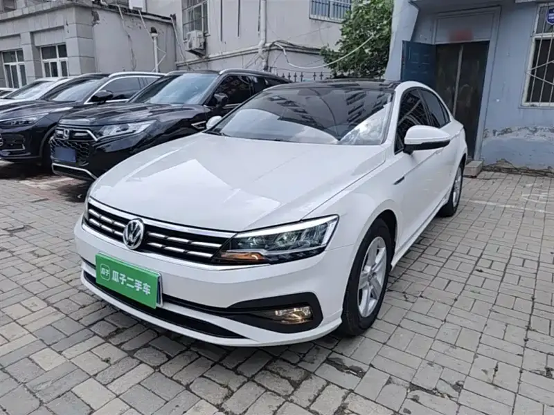 Volkswagen Lamando