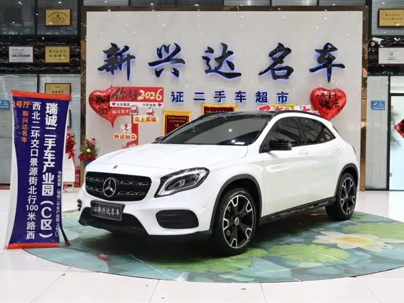 Mercedes-Benz GLA