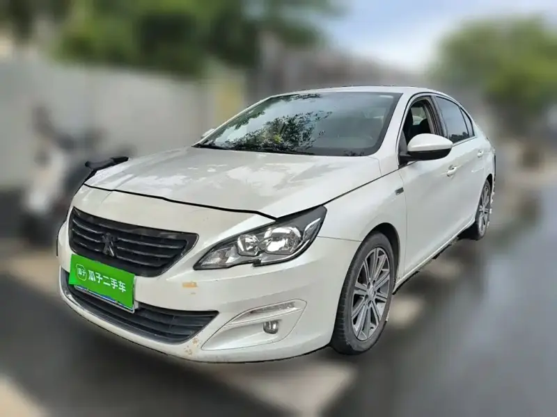 Peugeot 408