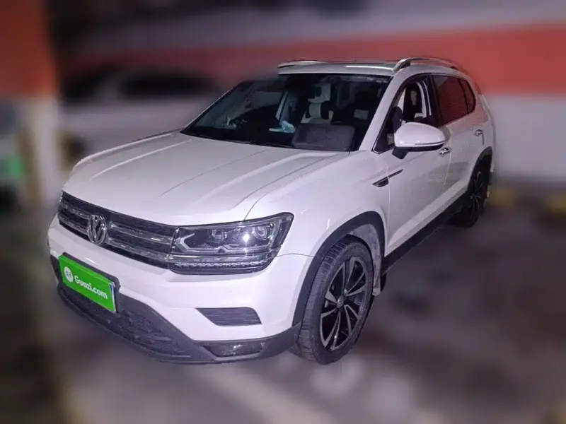 Volkswagen Tharu