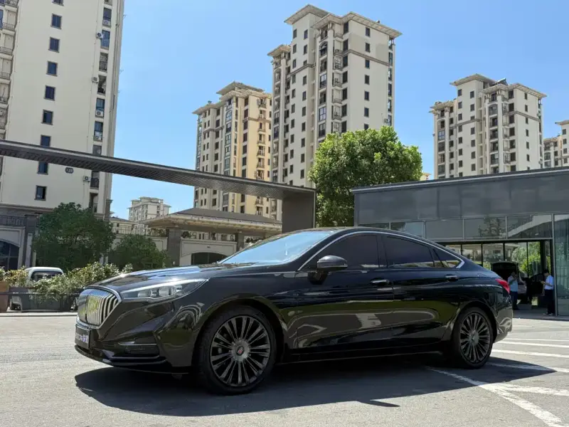 Hongqi H5