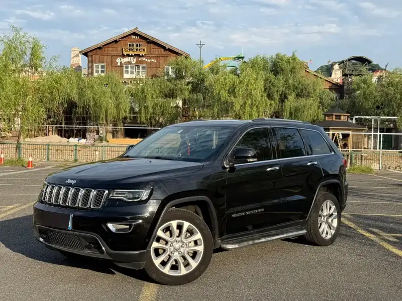 Jeep Grand Cherokee (Import)