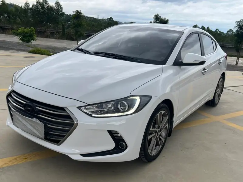 Hyundai Elantra Lingdong