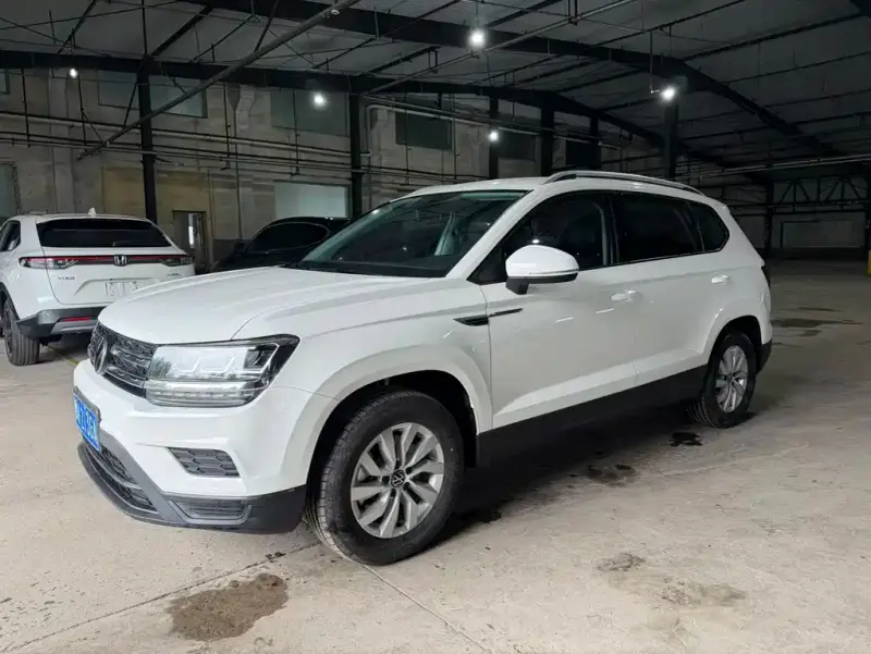 Volkswagen Tharu