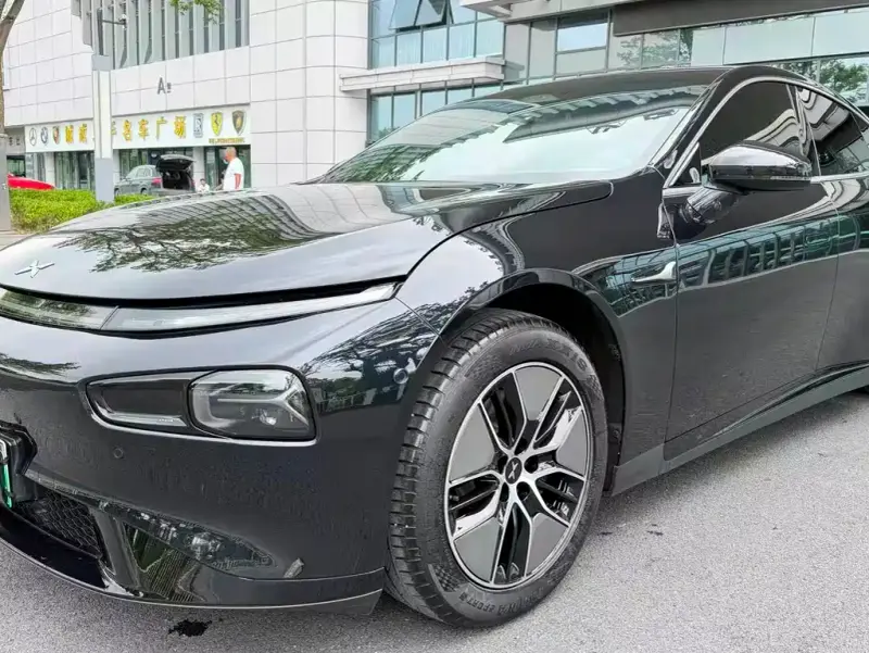 XPeng P7