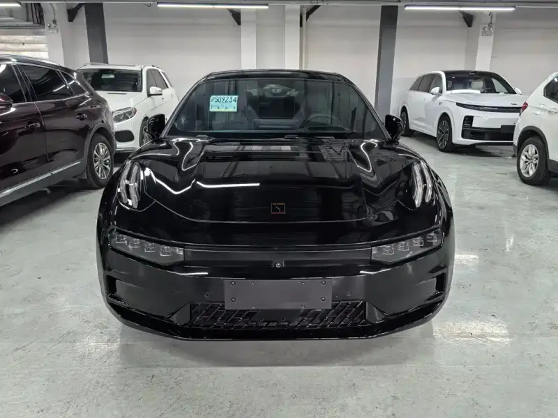Zeekr 001