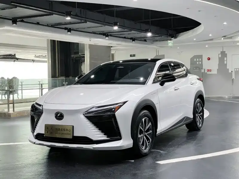 Lexus RZ