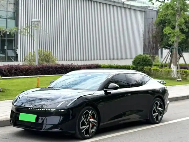Lynk & Co Z10