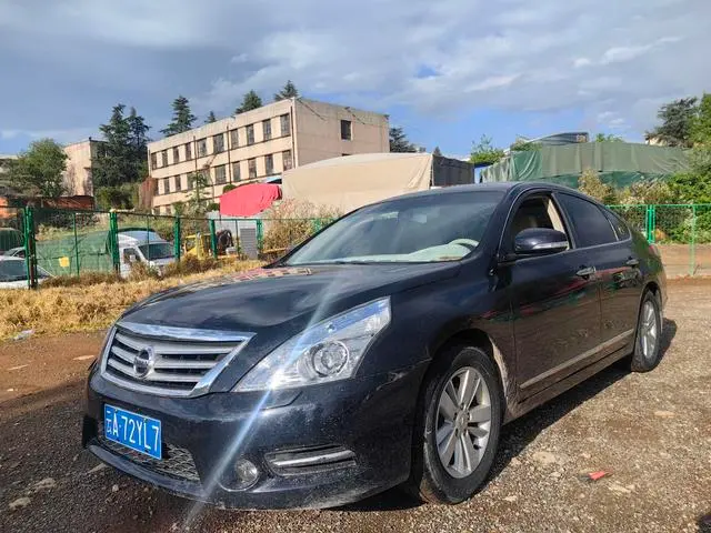 Nissan Teana