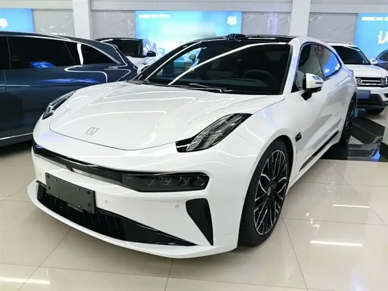 Zeekr 001