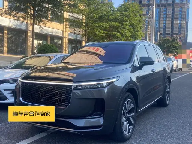 Li Auto ONE