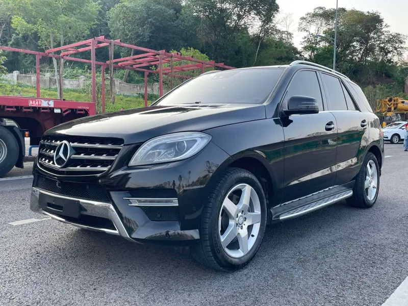 Mercedes-Benz M-Class