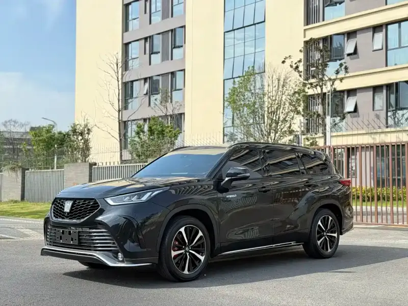 Toyota Crown Kluger