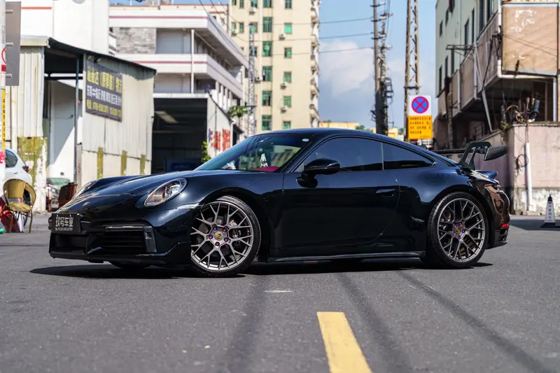 Porsche 911
